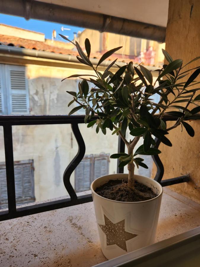Le Beffroi De Gaston Climatise Leilighet Aix-en-Provence Eksteriør bilde