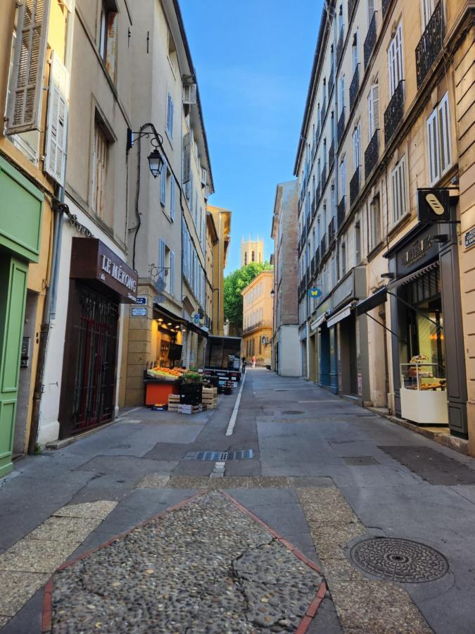Le Beffroi De Gaston Climatise Leilighet Aix-en-Provence Eksteriør bilde